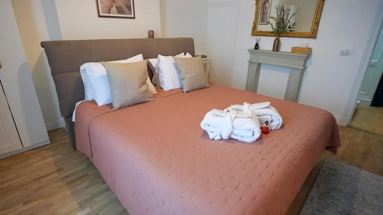 Hotel De Maitre De Vaughan Brussels Bed & Breakfast