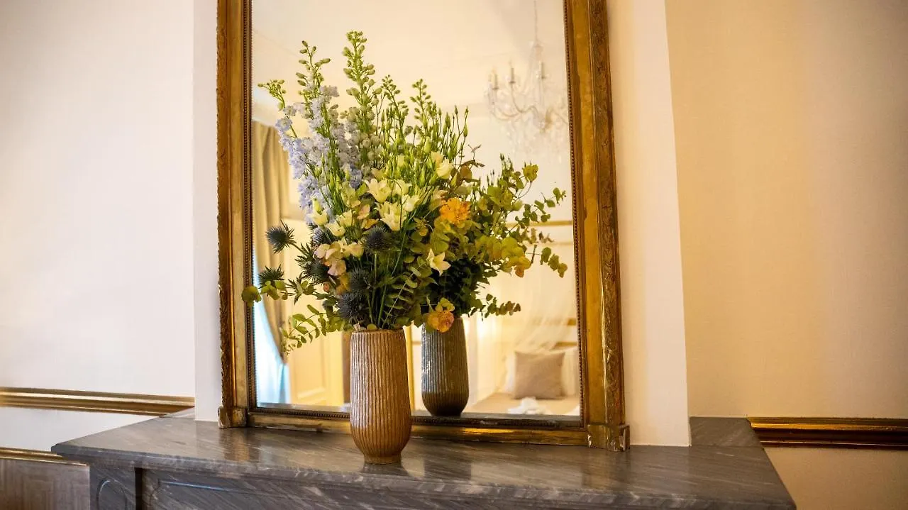 Bed & Breakfast Hotel De Maitre De Vaughan Brussels